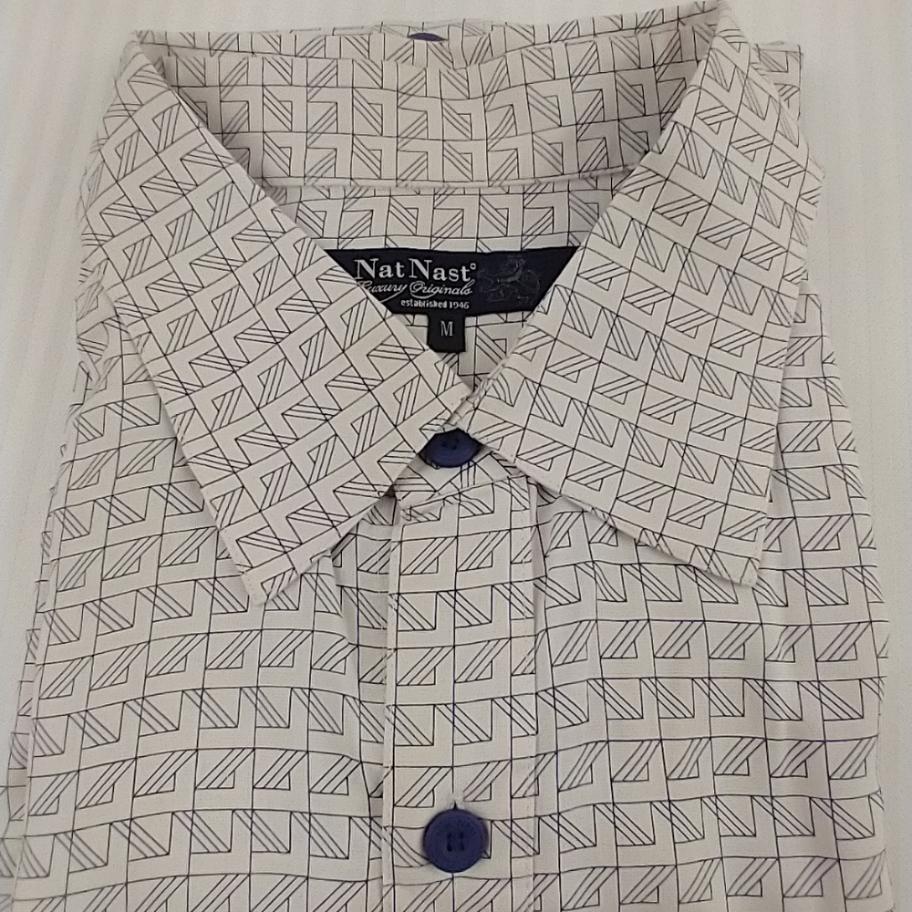 Nat Nast short sleeve button down size medium